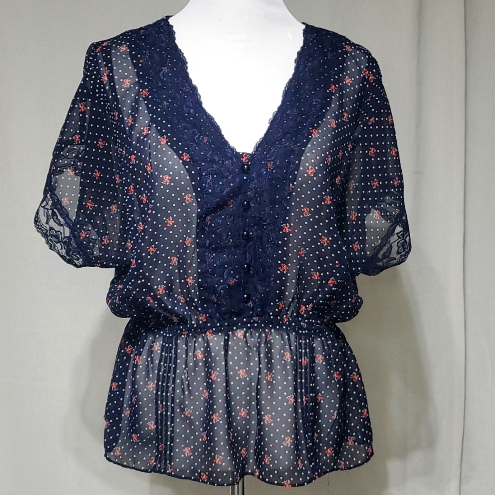 Sheer floral print short sleeve blouse